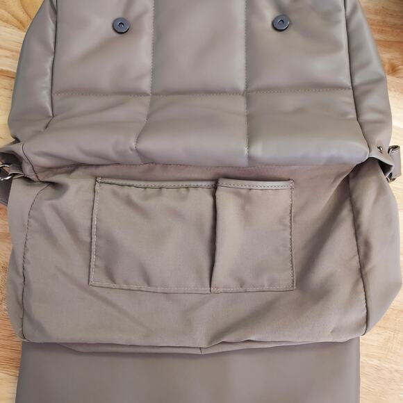 Sandra Roberts Square Quilted Faux Vegan Taupe Leather Shoulder Clutch Bag Purse - Picture 9 of 12